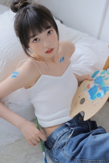 《豪放女大兵》美国